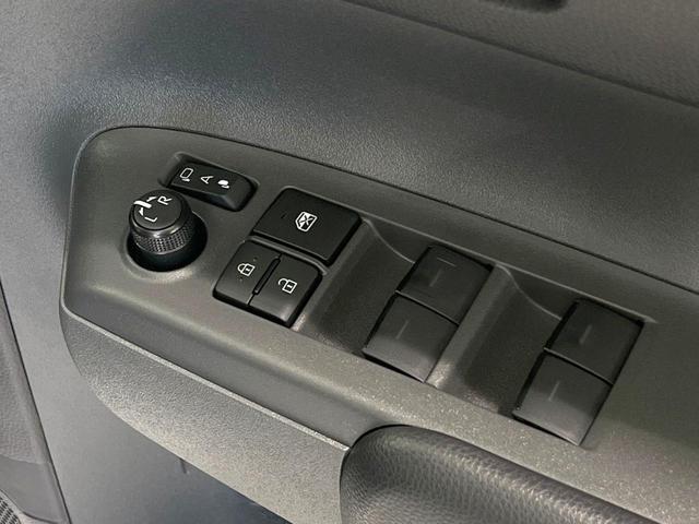 シエンタ ハイブリッドＸ　登録済未使用車　セーフティセンス　レーダークルーズ　ＬＥＤヘッド　電動スライドドア　クリアランスソナー　スマートキー　オートハイビーム　オートライト　オートエアコン　７人乗（40枚目）