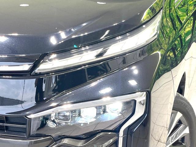 ヴォクシー ハイブリッドＳ－Ｚ　両側電動ドア　バックカメラ　衝突被害軽減システム　レーダークルーズ　禁煙車　電動リアゲート　ハーフレザーシート　ドラレコ　コーナーセンサー　スマートキー　ＬＥＤヘッド　ＥＴＣ２．０　オートハイビーム（31枚目）