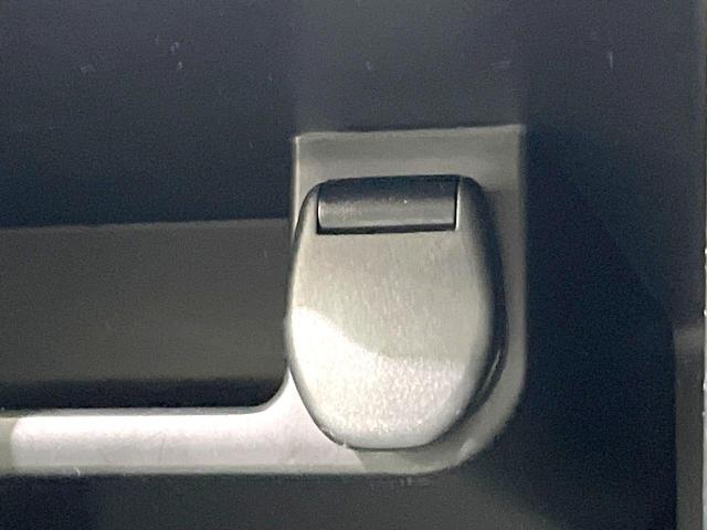 エクストレイル ２０Ｘｉ　特別仕様車　純正９型ＳＤナビ　禁煙車　全周囲カメラ　衝突被害軽減システム　プロパイロット　電動リアゲート　ハーフレザーシート　全席シートヒーター　ドラレコ　コーナーセンサー　スマートキー　ＬＥＤ（70枚目）