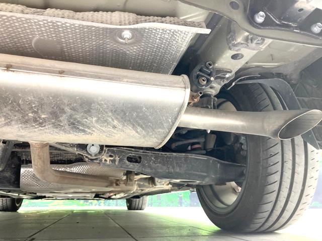 カローラツーリング ハイブリッド　ダブルバイビー　純正１０．５インチナビ　禁煙車　ブラックレザーシート　衝突被害軽減システム　１００Ｖ電源　バックカメラ　レーダークルーズ　コーナーセンサー　スマートキー　ＬＥＤヘッド　ＥＴＣ２．０　オートハイビーム（20枚目）