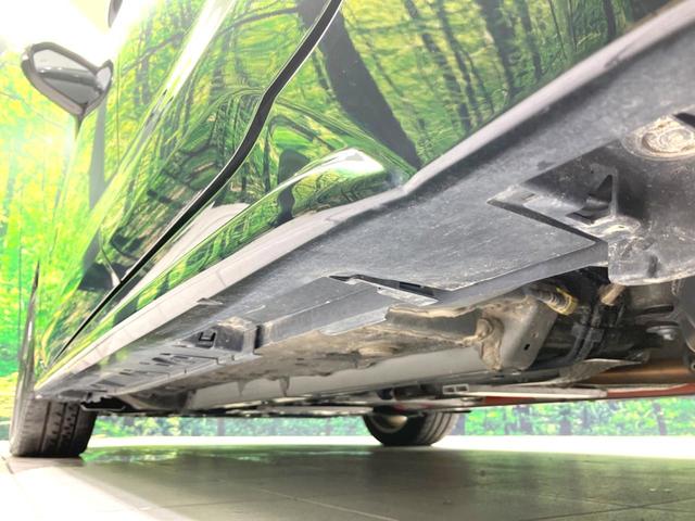 カローラツーリング ハイブリッド　ダブルバイビー　純正１０．５インチナビ　禁煙車　ブラックレザーシート　衝突被害軽減システム　１００Ｖ電源　バックカメラ　レーダークルーズ　コーナーセンサー　スマートキー　ＬＥＤヘッド　ＥＴＣ２．０　オートハイビーム（21枚目）
