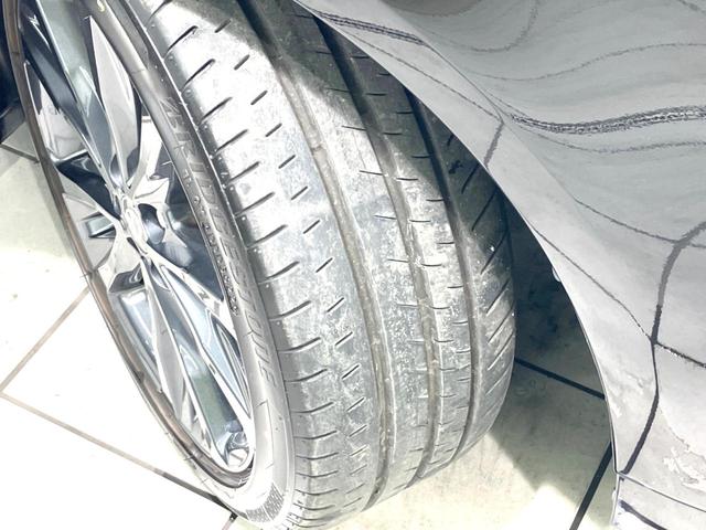 カローラツーリング ハイブリッド　ダブルバイビー　純正１０．５インチナビ　禁煙車　ブラックレザーシート　衝突被害軽減システム　１００Ｖ電源　バックカメラ　レーダークルーズ　コーナーセンサー　スマートキー　ＬＥＤヘッド　ＥＴＣ２．０　オートハイビーム（25枚目）