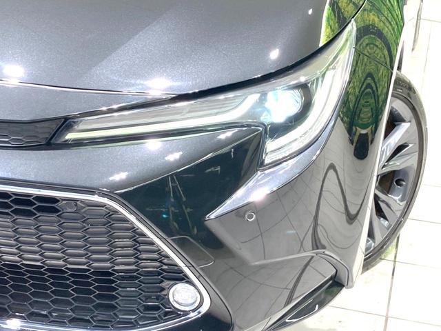 カローラツーリング ハイブリッド　ダブルバイビー　禁煙車　純正ディスプレイオーディオ　バックカメラ　衝突被害軽減システム　レーダークルーズ　前席シートヒーター　コーナーセンサー　ＬＥＤヘッドライト　ＥＴＣ２．０　オートライト　オートエアコン（14枚目）