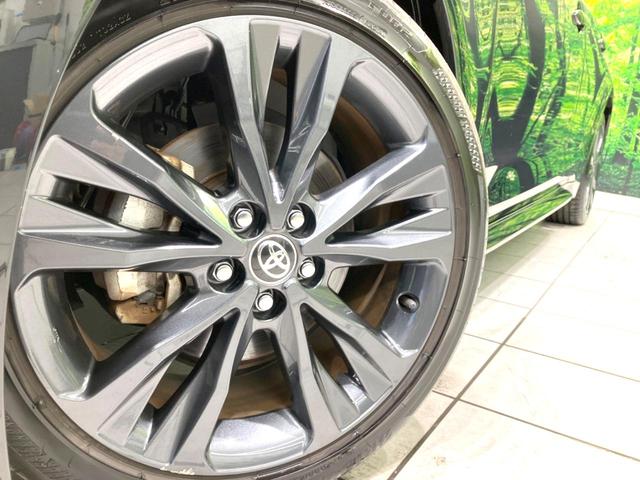 カローラツーリング ハイブリッド　ダブルバイビー　禁煙車　純正ディスプレイオーディオ　バックカメラ　衝突被害軽減システム　レーダークルーズ　前席シートヒーター　コーナーセンサー　ＬＥＤヘッドライト　ＥＴＣ２．０　オートライト　オートエアコン（15枚目）