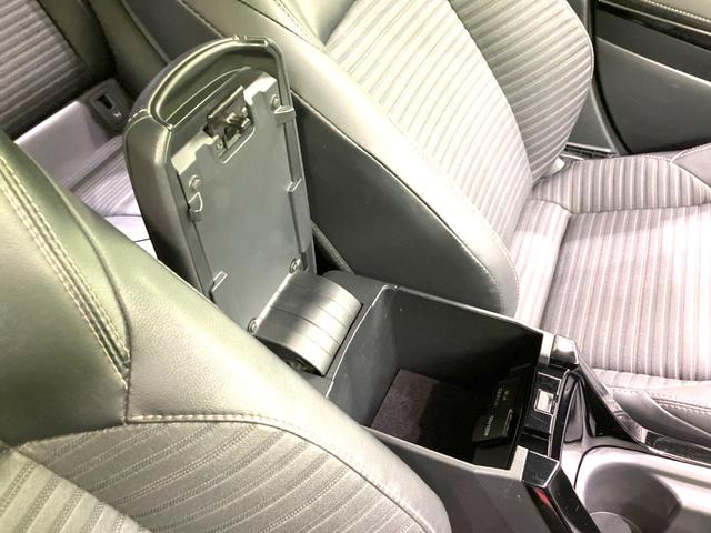 カローラツーリング ハイブリッド　ダブルバイビー　禁煙車　純正ディスプレイオーディオ　バックカメラ　衝突被害軽減システム　レーダークルーズ　前席シートヒーター　コーナーセンサー　ＬＥＤヘッドライト　ＥＴＣ２．０　オートライト　オートエアコン（33枚目）