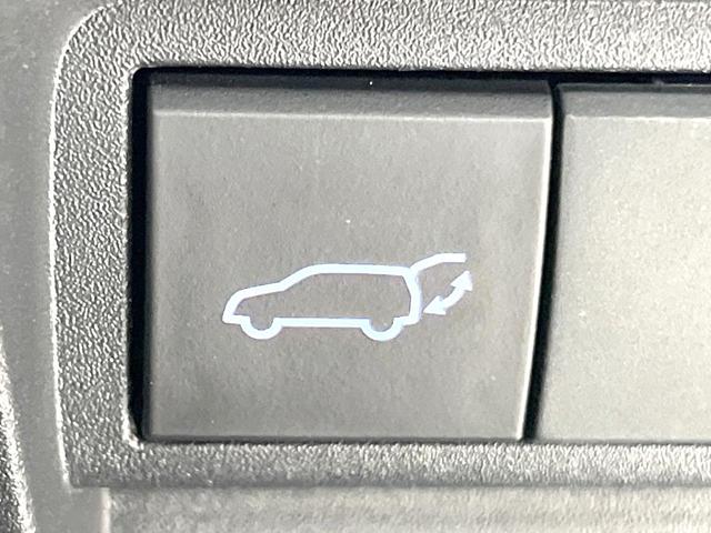 ヤリスクロス ハイブリッドＺ　禁煙車　モデリスタエアロ　全周囲カメラ　ＢＳＭ　ハンズフリーパワーバックドア　純正８型ＤＡ　１００Ｖ電源　レーダークルーズ　ハーフレザーシート　シートヒーター　パワーシート　ドラレコ　ＬＥＤヘッド（61枚目）