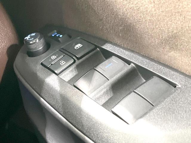 ヤリスクロス ハイブリッドＺ　禁煙車　モデリスタエアロ　全周囲カメラ　ＢＳＭ　ハンズフリーパワーバックドア　純正８型ＤＡ　１００Ｖ電源　レーダークルーズ　ハーフレザーシート　シートヒーター　パワーシート　ドラレコ　ＬＥＤヘッド（78枚目）