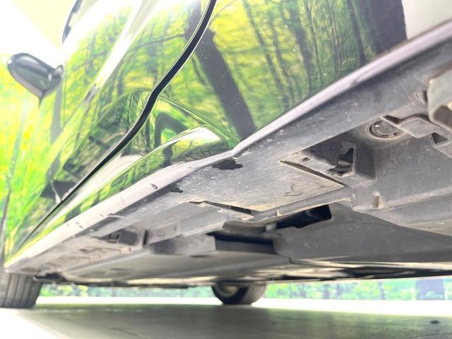 カローラツーリング ハイブリッド　ダブルバイビー　バックカメラ　衝突被害軽減システム　レーダークルーズ　禁煙車　ハーフレザーシート　ドラレコ　コーナーセンサー　スマートキー　ＬＥＤヘッド　ＥＴＣ２．０　車線逸脱警報　オートライト　オートエアコン（67枚目）