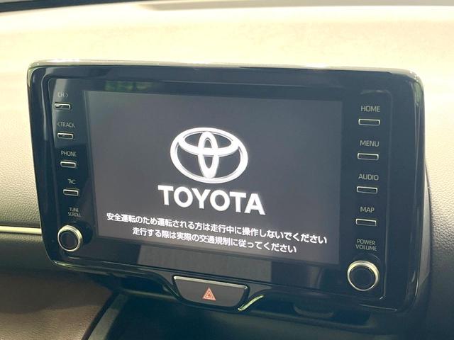 ヤリスクロス ハイブリッドＺ　純正８型ディスプレイオーディオ　ナビキット　全周囲カメラ　セーフティセンス　レーダークルーズ　禁煙車　２トーンカラー　ハーフレザーシート　パワーシート　ドラレコ　コーナーセンサー　ＬＥＤヘッド　ＥＴＣ（4枚目）