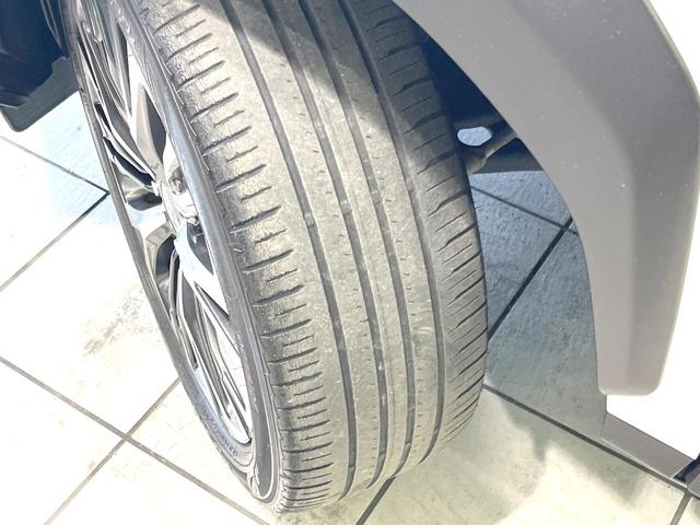 ヤリスクロス ハイブリッドＺ　純正８型ディスプレイオーディオ　ナビキット　全周囲カメラ　セーフティセンス　レーダークルーズ　禁煙車　２トーンカラー　ハーフレザーシート　パワーシート　ドラレコ　コーナーセンサー　ＬＥＤヘッド　ＥＴＣ（69枚目）