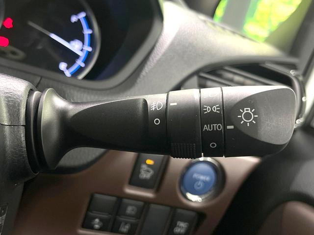 エスクァイア ハイブリッドＧｉ　禁煙車　純正１０インチナビ　両側電動ドア　ブラックレザーシート　衝突被害軽減システム　ドラレコ　スマートキー　バックカメラ　ＬＥＤヘッド　ビルトインＥＴＣ　クルコン　オートライト　デュアルエアコン（41枚目）