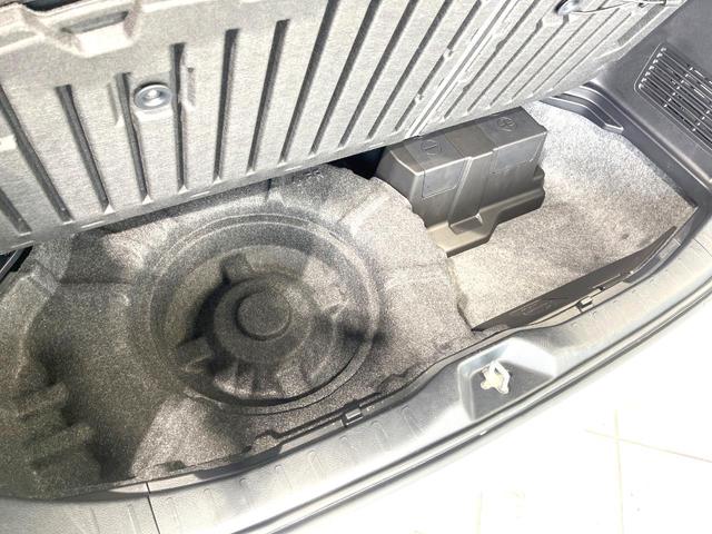 エスクァイア ハイブリッドＧｉ　禁煙車　純正１０インチナビ　両側電動ドア　ブラックレザーシート　衝突被害軽減システム　ドラレコ　スマートキー　バックカメラ　ＬＥＤヘッド　ビルトインＥＴＣ　クルコン　オートライト　デュアルエアコン（52枚目）
