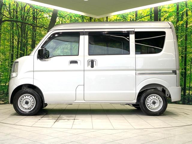 ＮＶ１００クリッパーバン ＤＸ　セーフティパッケージ　純正ナビ　禁煙車　衝突被害軽減システム　ドラレコ　ビルトインＥＴＣ　オートライト　コーナーセンサー　純正１２インチスチールホイール　Ｂｌｕｅｔｏｏｔｈ　ハイビームアシスト　車線逸脱警報　ＣＤ　フルセグ（31枚目）