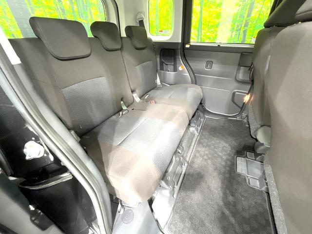 ルーミー Ｘ　電動スライドドア　バックカメラ　衝突被害軽減システム　禁煙車　コーナーセンサー　スマートキー　ＥＴＣ２．０　オートライト　ディスプレイオーディオ　Ｂｌｕｅｔｏｏｔｈ　アップルカープレイ　フルセグ（9枚目）