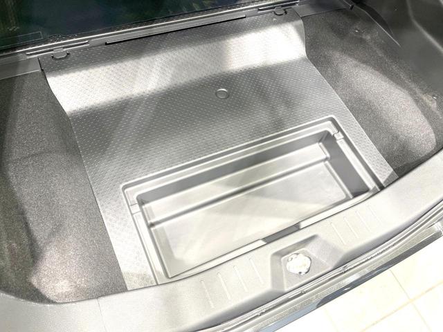 ルーミー Ｘ　電動スライドドア　バックカメラ　衝突被害軽減システム　禁煙車　コーナーセンサー　スマートキー　ＥＴＣ２．０　オートライト　ディスプレイオーディオ　Ｂｌｕｅｔｏｏｔｈ　アップルカープレイ　フルセグ（54枚目）
