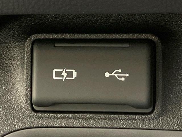 シエンタ ハイブリッドＧ　現行　禁煙車　純正８インチナビ　両側電動スライドドア　バックカメラ　衝突被害軽減システム　レーダークルーズ　コーナーセンサー　スマートキー　ＬＥＤ　ＥＴＣ　オートハイビーム　車線逸脱警報　オートライト（54枚目）