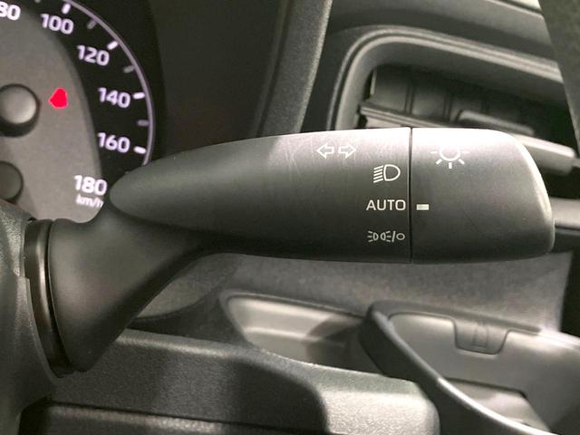 シエンタ ハイブリッドＧ　現行　禁煙車　純正８インチナビ　両側電動スライドドア　バックカメラ　衝突被害軽減システム　レーダークルーズ　コーナーセンサー　スマートキー　ＬＥＤ　ＥＴＣ　オートハイビーム　車線逸脱警報　オートライト（59枚目）