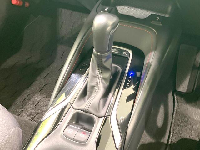 カローラスポーツ ハイブリッドＧ　Ｚ　禁煙車　ディスプレイオーディオ　バックカメラ　衝突被害軽減システム　レーダークルーズ　シートヒーター　ドラレコ　コーナーセンサー　ＬＥＤヘッド　ＥＴＣ　オートハイビーム　オートライト　デュアルエアコン（48枚目）