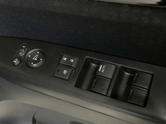 N-BOXカスタム G・Lパッケージ 禁煙車 電動スライドドア SDナビ バックカメラ 衝突被害軽減システム ドラレコ スマートキー HIDヘッド ビルトインETC オートライト オートエアコン Bluetooth CD 地デジ(46枚目)