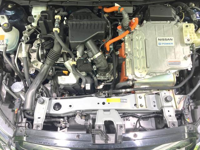 キックス X 禁煙車 純正9型SDナビ 全周囲カメラ 衝突被害軽減システム レーダークルーズ ハーフレザーシート ドラレコ コーナーセンサー スマートキー LEDヘッド ルーフレール ビルトインETC(18枚目)