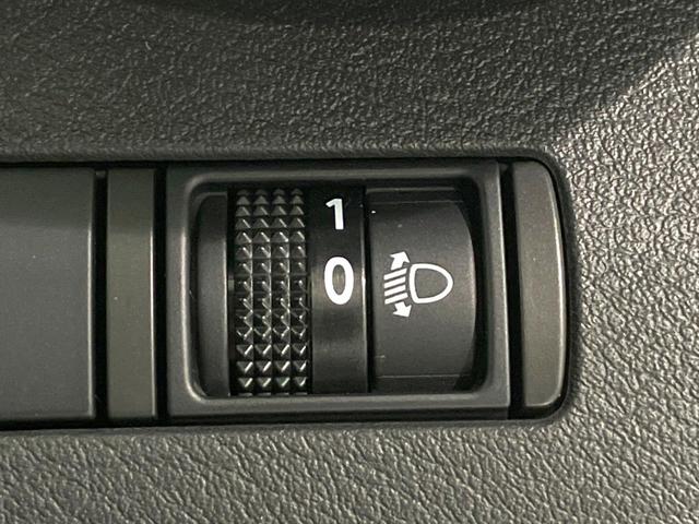 キックス X 禁煙車 純正9型SDナビ 全周囲カメラ 衝突被害軽減システム レーダークルーズ ハーフレザーシート ドラレコ コーナーセンサー スマートキー LEDヘッド ルーフレール ビルトインETC(53枚目)