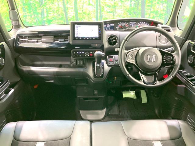 N-BOXカスタム Lターボ 禁煙車 両側電動ドア 純正SDナビ バックカメラ 衝突被害軽減システム レーダークルーズ ハーフレザーシート シートヒーター コーナーセンサー スマートキー LEDヘッド ETC オートハイビーム(2枚目)