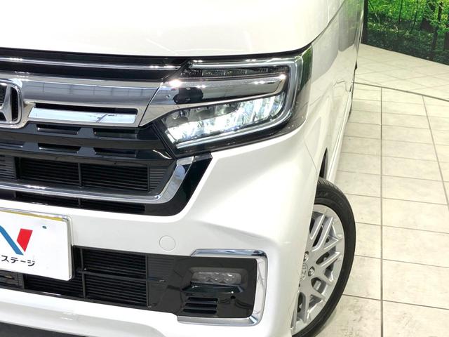 N-BOXカスタム Lターボ 禁煙車 両側電動ドア 純正SDナビ バックカメラ 衝突被害軽減システム レーダークルーズ ハーフレザーシート シートヒーター コーナーセンサー スマートキー LEDヘッド ETC オートハイビーム(11枚目)