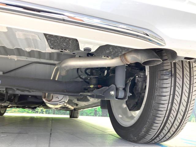 N-BOXカスタム Lターボ 禁煙車 両側電動ドア 純正SDナビ バックカメラ 衝突被害軽減システム レーダークルーズ ハーフレザーシート シートヒーター コーナーセンサー スマートキー LEDヘッド ETC オートハイビーム(20枚目)