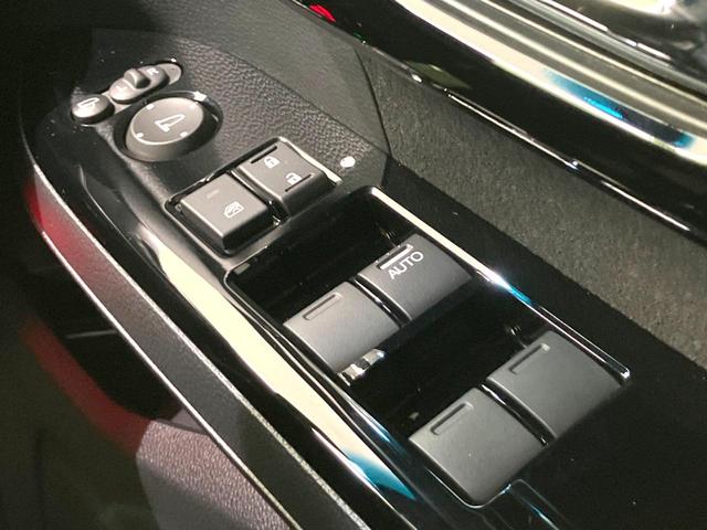 N-BOXカスタム Lターボ 禁煙車 両側電動ドア 純正SDナビ バックカメラ 衝突被害軽減システム レーダークルーズ ハーフレザーシート シートヒーター コーナーセンサー スマートキー LEDヘッド ETC オートハイビーム(71枚目)