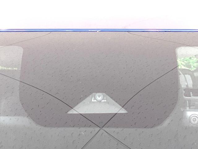 ノート Ｘ　禁煙車　純正９インチナビ　バックカメラ　衝突被害軽減システム　ドラレコ　コーナーセンサー　スマートキー　ＬＥＤヘッド　オートライト　オートエアコン　純正１６インチアルミ　Ｂｌｕｅｔｏｏｔｈ　ＣＤ（5枚目）