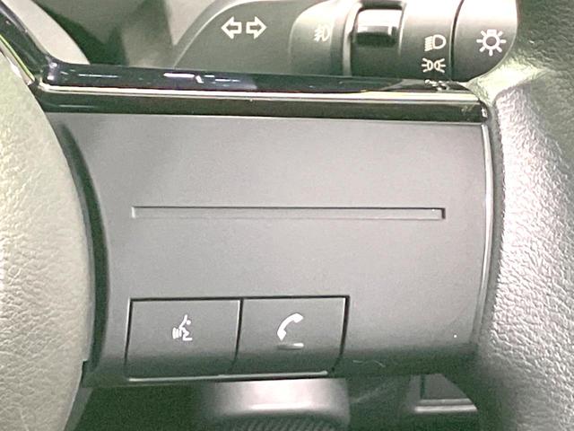 ノート Ｘ　禁煙車　純正９インチナビ　バックカメラ　衝突被害軽減システム　ドラレコ　コーナーセンサー　スマートキー　ＬＥＤヘッド　オートライト　オートエアコン　純正１６インチアルミ　Ｂｌｕｅｔｏｏｔｈ　ＣＤ（47枚目）