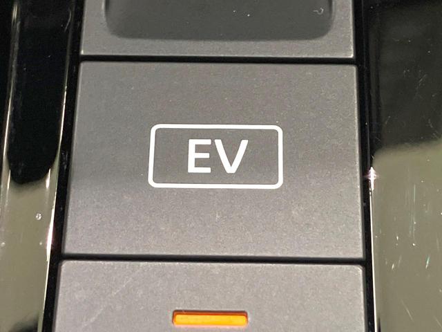 ノート Ｘ　禁煙車　純正９インチナビ　バックカメラ　衝突被害軽減システム　ドラレコ　コーナーセンサー　スマートキー　ＬＥＤヘッド　オートライト　オートエアコン　純正１６インチアルミ　Ｂｌｕｅｔｏｏｔｈ　ＣＤ（56枚目）