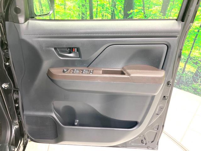 ルーミー X S 禁煙車 電動スライドドア 純正SDナビ バックカメラ 衝突被害軽減システム コーナーセンサー スマートキー オートハイビーム オートライト Bluetooth CD フルセグ(40枚目)