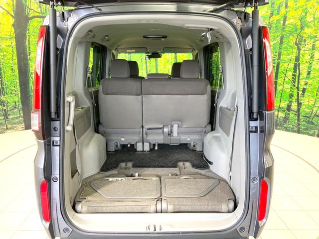 ステップワゴン G ホンダセンシング SDナビ 後席モニター 禁煙車 LEDヘッド 両側電動スライドドア バックカメラ 衝突被害軽減システム レーダークルーズ ドラレコ スマートキー ビルトインETC 車線逸脱警報 オートライト(11枚目)