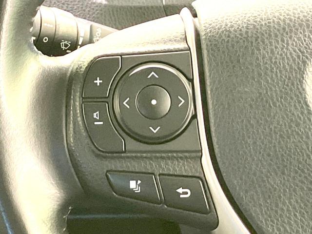 ヴォクシー ハイブリッドV 禁煙車 フリップダウンモニター 純正SDナビ 前席シートヒーター 置くだけ充電 電動スライドドア バックカメラ ドラレコ LEDヘッドライト ETC クルコン オートライト 純正15インチAW(40枚目)