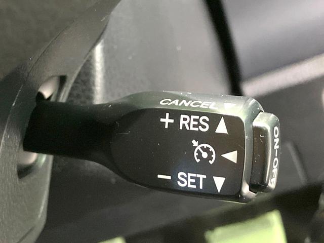 ヴォクシー ハイブリッドV 禁煙車 フリップダウンモニター 純正SDナビ 前席シートヒーター 置くだけ充電 電動スライドドア バックカメラ ドラレコ LEDヘッドライト ETC クルコン オートライト 純正15インチAW(41枚目)