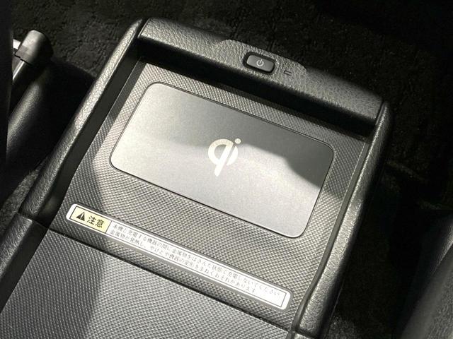 ヴォクシー ハイブリッドV 禁煙車 フリップダウンモニター 純正SDナビ 前席シートヒーター 置くだけ充電 電動スライドドア バックカメラ ドラレコ LEDヘッドライト ETC クルコン オートライト 純正15インチAW(42枚目)