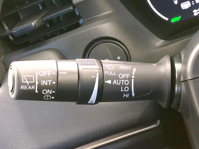 ヴェゼル e:HEV Z 禁煙車 純正9型ナビ 全周囲カメラ 衝突被害軽減システム レーダークルーズ BSM 電動リアゲート ハーフレザー ドラレコ ステアリングヒーター ETC2.0 オートライト デュアルエアコン(63枚目)