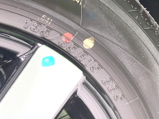 フリード e:HEVエアー EX 登録済未使用車 両側電動ドア 衝突被害軽減システム レーダークルーズ ハーフレザーシート コーナーセンサー スマートキー LEDヘッド 車線逸脱警報 オートライト オートエアコン(31枚目)