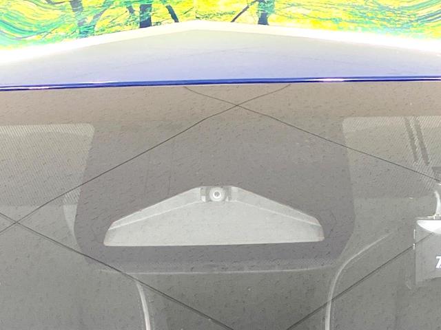 プリウス U 禁煙車 純正12.3型ディスプレイオーディオ 全周囲カメラ 前席シートヒーター 衝突被害軽減ブレーキ レーダークルーズコントロール ETC フルセグTV Bluetooth接続 オートエアコン(5枚目)