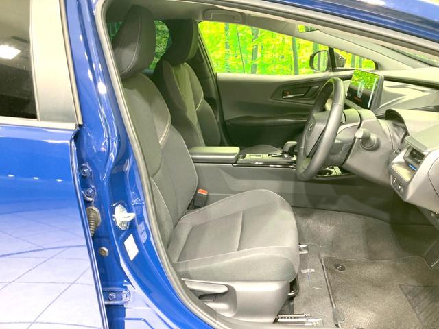 プリウス U 禁煙車 純正12.3型ディスプレイオーディオ 全周囲カメラ 前席シートヒーター 衝突被害軽減ブレーキ レーダークルーズコントロール ETC フルセグTV Bluetooth接続 オートエアコン(10枚目)