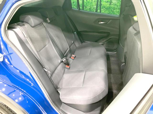 プリウス U 禁煙車 純正12.3型ディスプレイオーディオ 全周囲カメラ 前席シートヒーター 衝突被害軽減ブレーキ レーダークルーズコントロール ETC フルセグTV Bluetooth接続 オートエアコン(11枚目)