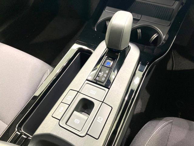 プリウス U 禁煙車 純正12.3型ディスプレイオーディオ 全周囲カメラ 前席シートヒーター 衝突被害軽減ブレーキ レーダークルーズコントロール ETC フルセグTV Bluetooth接続 オートエアコン(23枚目)