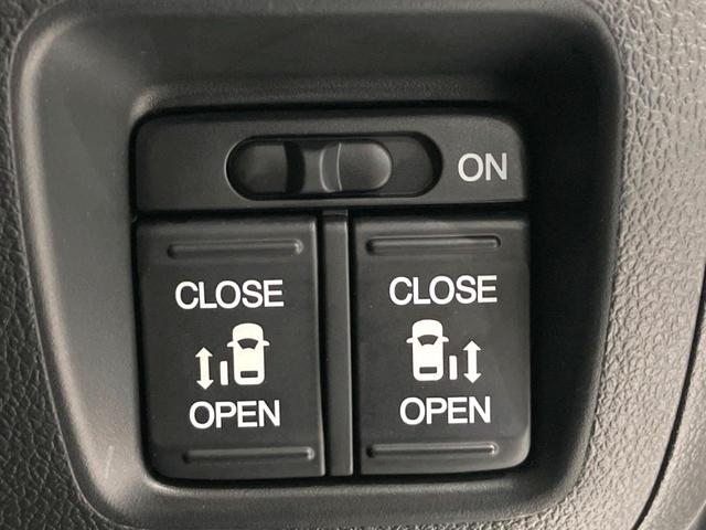 N-BOX G SSパッケージ 特別仕様車 純正ナビ 禁煙車 バックカメラ 衝突被害軽減システム 両側パワースライドドア ドライブレコーダー スマートキー ETC オートエアコン Bluetooth CD DVD再生 地デジ(5枚目)