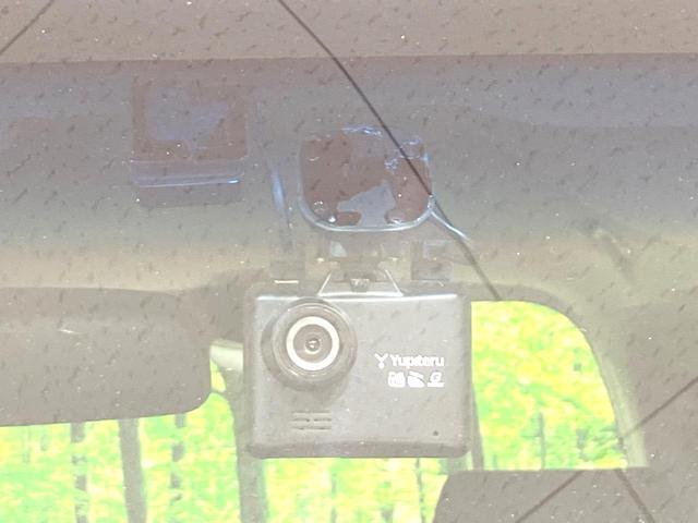 N-BOX G SSパッケージ 特別仕様車 純正ナビ 禁煙車 バックカメラ 衝突被害軽減システム 両側パワースライドドア ドライブレコーダー スマートキー ETC オートエアコン Bluetooth CD DVD再生 地デジ(7枚目)