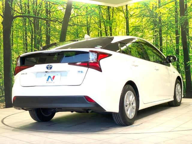 プリウス Ｓ　禁煙車　後期型　純正ＳＤナビ　バックカメラ　衝突被害軽減システム　レーダークルーズコントロール　ドラレコ　コーナーセンサー　ＬＥＤヘッドライト　ビルトインＥＴＣ　オートライト　オートエアコン（19枚目）