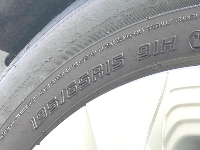 プリウス Ｓ　禁煙車　後期型　純正ＳＤナビ　バックカメラ　衝突被害軽減システム　レーダークルーズコントロール　ドラレコ　コーナーセンサー　ＬＥＤヘッドライト　ビルトインＥＴＣ　オートライト　オートエアコン（56枚目）