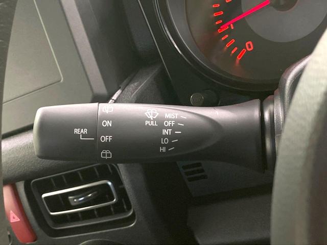 ジムニー ＸＣ　届出済未使用車　４ＷＤ　ＭＴ車　衝突被害軽減システム　コーナーセンサー　前席シートヒーター　ＬＥＤヘッドライト　クルーズコントロール　オートライト　オートエアコン　純正１６インチＡＷ　ＬＥＤフォグ（40枚目）