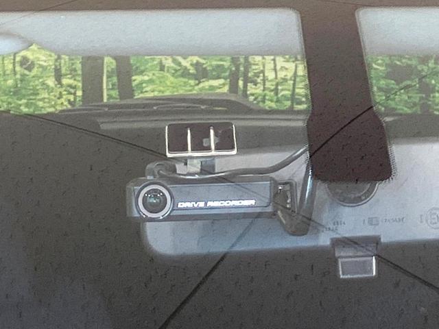 ノート X DIG-S 禁煙車 純正メモリーナビ バックカメラ ドライブレコーダー スマートキー CD再生 フルセグTV アイドリングストップ 電動格納ミラー プライバシーガラス  シートリフター(5枚目)