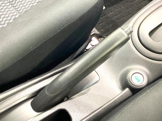 ノート X DIG-S 禁煙車 純正メモリーナビ バックカメラ ドライブレコーダー スマートキー CD再生 フルセグTV アイドリングストップ 電動格納ミラー プライバシーガラス  シートリフター(53枚目)